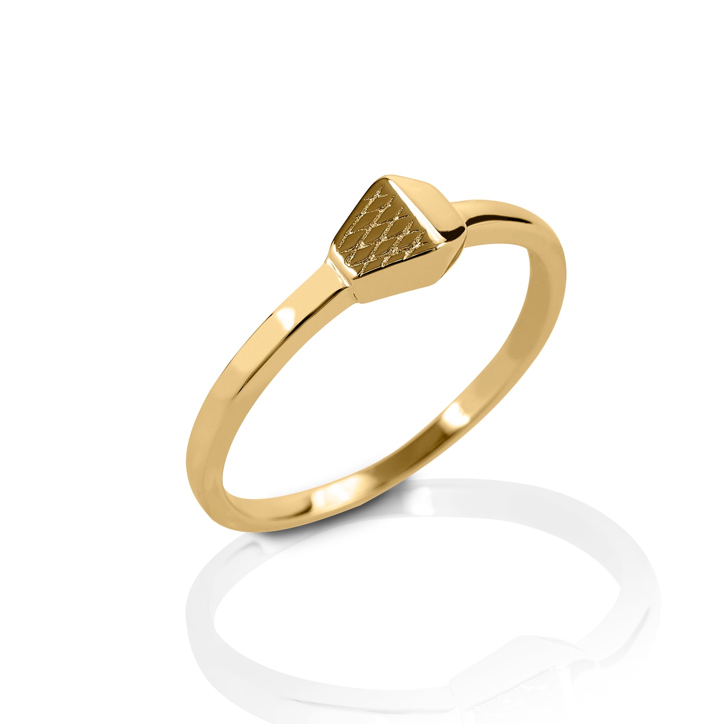 Clean and simple, the Kelly Herd Horseshoe Nail Ring is the sort of ring you can wear everyday with any outfit. Available in white or yellow gold. Features Horseshoe nail ring Available in white or yellow gold 6mm wide