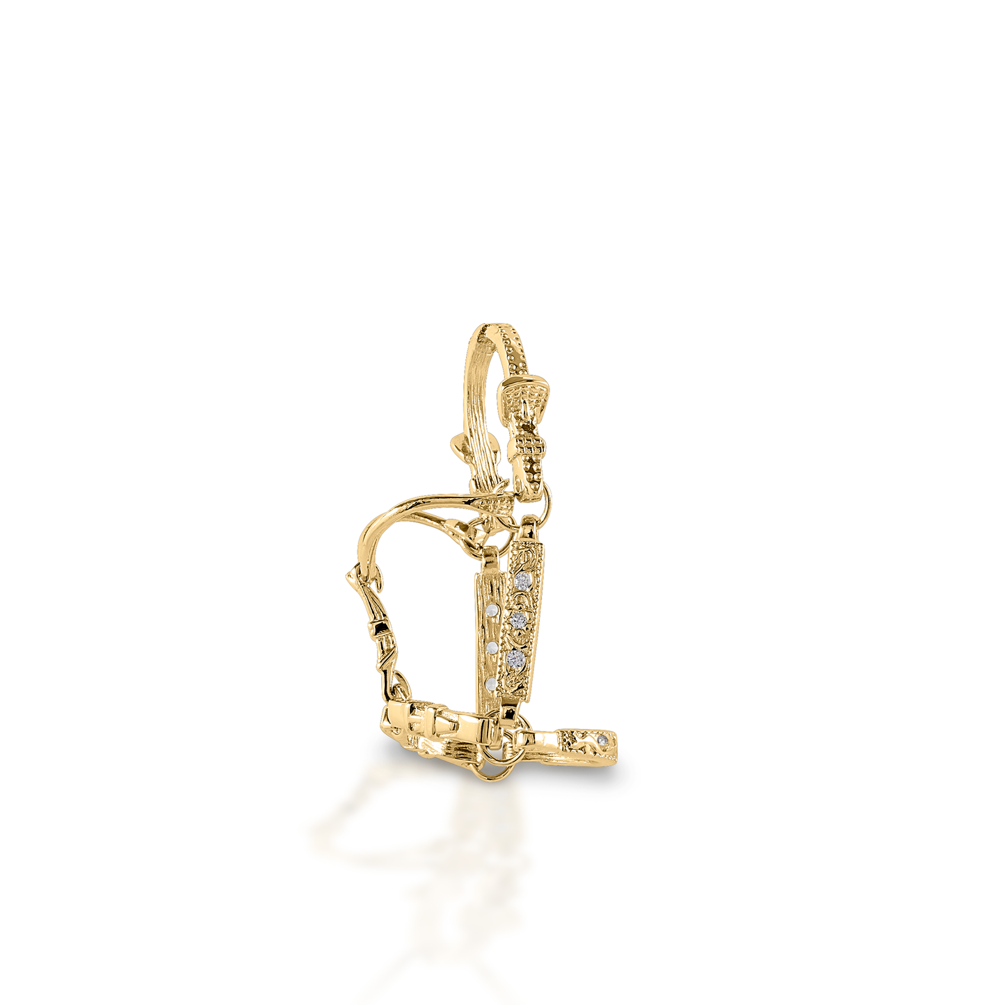 Carry your horse near your heart with the Kelly Herd Large Halter Pendant. This perfectly crafted tiny three-dimensional halter is made of 14K gold, with diamonds on the cheek pieces and nose band. Features Three dimensional halter pendant Enhanced with diamonds Available in 14K gold 23mm x 40mm