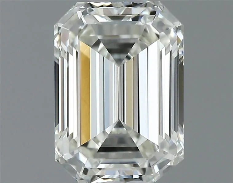 0.50ct Emerald Natural Diamond (Colour J, Clarity VVS1, GIA Certified)