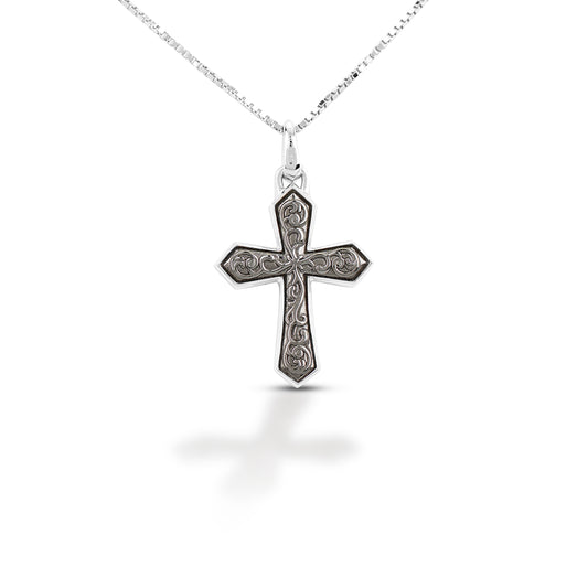 Kelly Herd Small Silver Cross Pendant Necklace