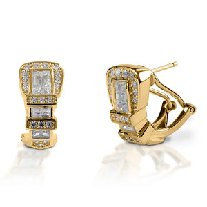 Western belt buckles for your ears! Kelly Herd Ranger Style Buckle Earrings are finely detailed replicas of a classic three piece western buckle set, enhanced with square diamonds. Available in your choice of white, or yellow 14k gold. Made with a French clip and post back.  Features      Western belt buckle style earrings.     Diamonds     Available in white gold, or yellow gold     French clip and post back     8mm x 16mm