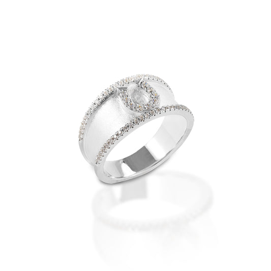     Wide band     Raised edge with cubic zirconia     Sterling silver     Clear cubic zirconia horseshoe