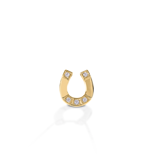 Crafted in 14K gold, the Kelly Herd Small Horseshoe Pendant features a wide plate horseshoe pendant with diamond toe and heel clips. Any horse lover will immediately appreciate this design!  Features      Horseshoe pendant     Enhanced with diamonds     Available in 14K gold     12mm x 12mm