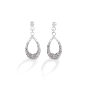     Teardrop shape     Sterling silver     Cubic zirconia stones