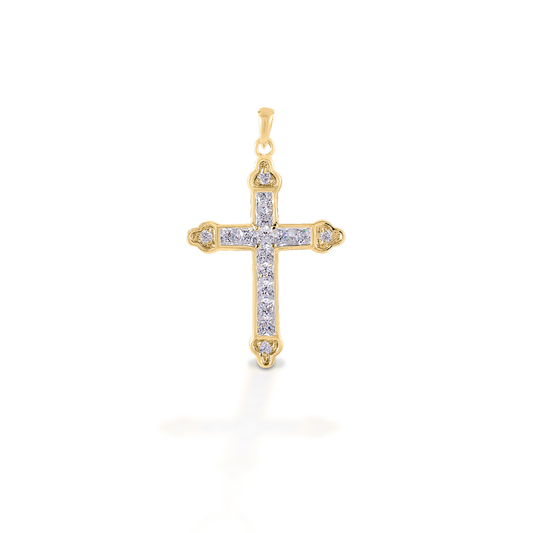 The Kelly Herd Clear Cross is a traditional St. Thomas style cross fashioned in 14K gold with diamonds.  Features      Traditional cross pendant     Diamonds     Available in 14K gold     29mm x21mm