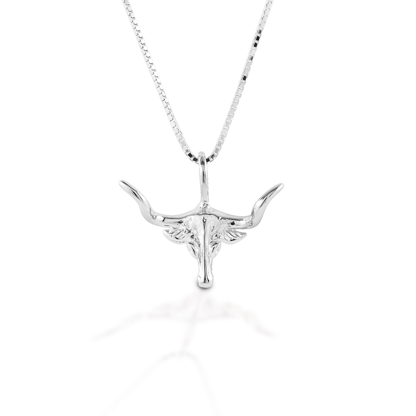 Sleek and shiny, the Kelly Herd Small Long Horn Necklace features a long horn pendant in smooth sterling silver. Comes with adjustable 16-18" chain.  Features      Long horn pendant     Sterling Silver     Smooth shiny surface     Comes with adjustable 16-18" chain     19mm x 14mm